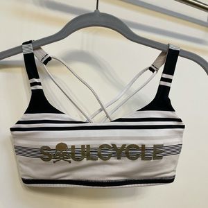 Lululemon / SoulCycle Free to be Bra